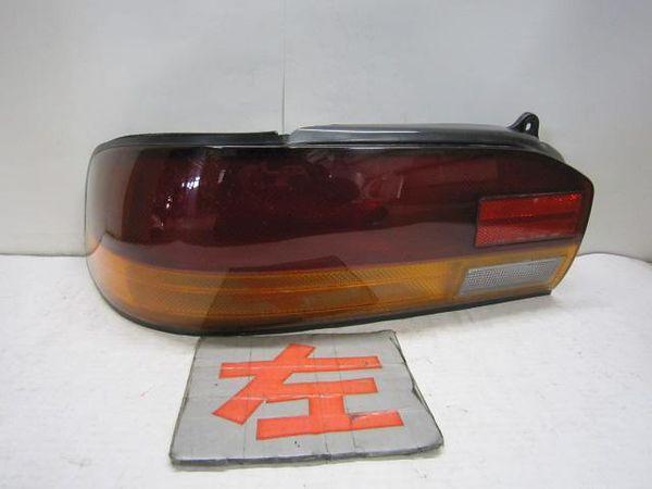 Toyota carina 1992 rear left combination lamp [2915600]