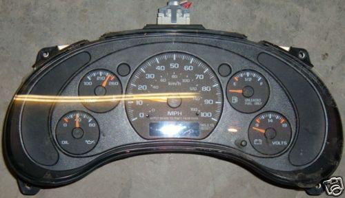 S10 pickup / blazer hombre speedometer cluster a.t. w/o tach 1997-1998 oem