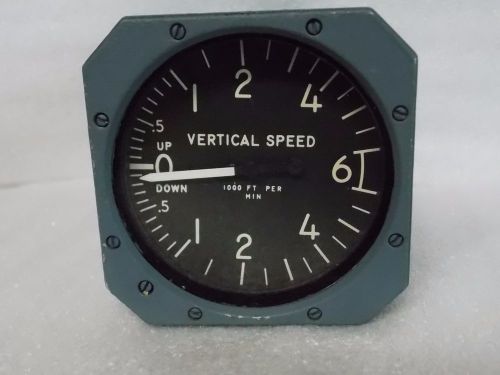 Original vintage airplane aircraft vertical speed gauge airline air force $9.95
