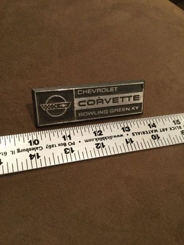 Nos gm 84-93 chevrolet corvette bowling green under hood emblem zr1 lt5 lt1 l98