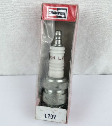 *brand new* champion genuine spark plug l20v (sp72)