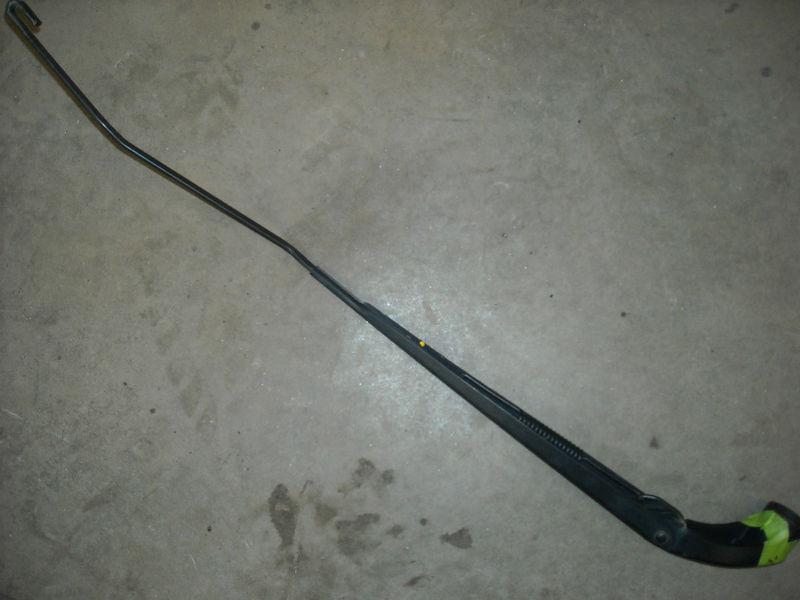 96 97 98 99 00 01 02 03 04 05 06 07 ford taurus front wiper arm r/h