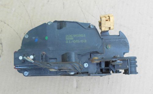 2002-2007 saturn vue 4dr lh front  door power latch/lock actuator     - used