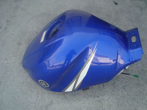 2001 yamaha  yzf 600r   fuel gas tank   oem gas tank  yzf 600r 01