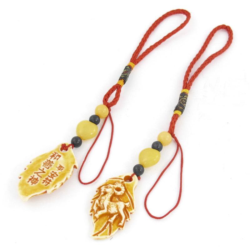 2 pcs light yellow plastic leaf shaped pendant sheep carved car hanging decor