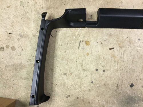 2003- jeep wrangler   interior windshield trim