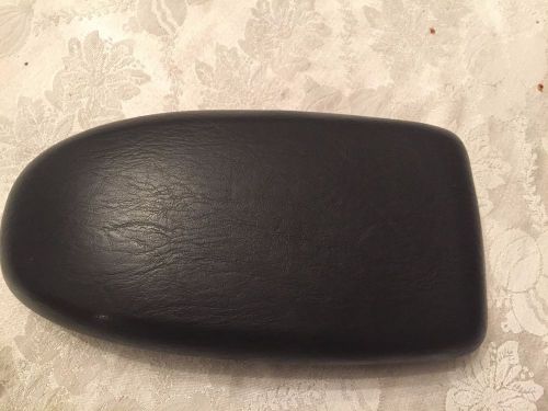 00 01 02 03 04 05 06 07 ford focus center console lid with latch charcoal gray