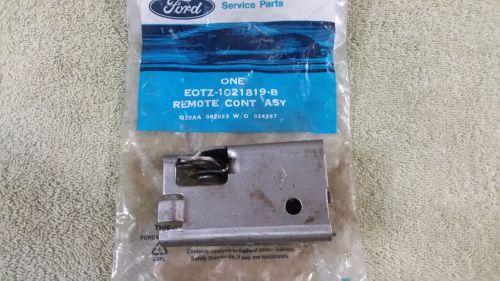 Nos ford e0tz eotz 1021819-b lh drivers door handle remote 80-97 bronco f150/350