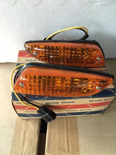 Datsun 610 710 violet 140j 160j stanza a10 turn signal marker lights lamp pair