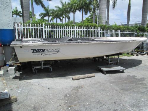 2004 boat pathfinder 2200 v hull with florida clear title