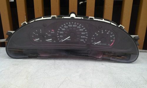 Chevy cavalier instrument/gauge cluster 154,765 miles oem 2000