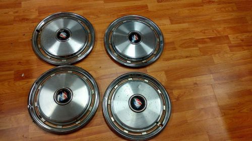 Oem 1976 buick lesabre hubcaps set of 4