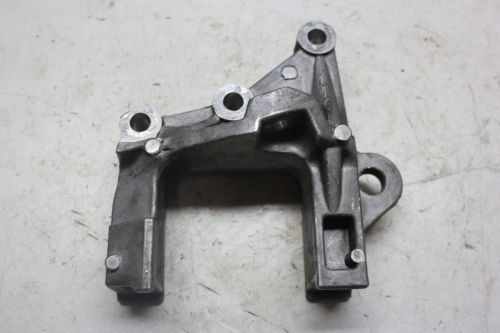 Chrysler dodge left driver side transmission mount bracket 04721335aa oem (vn40)