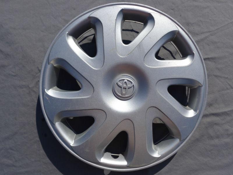 00-02 toyota corolla hubcap wheel cover 14" oem 42621-ab030 h# 61111 #h13-c031