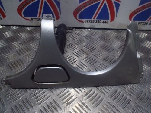 Mercedes e 300 1999 drivers side front headlight trim