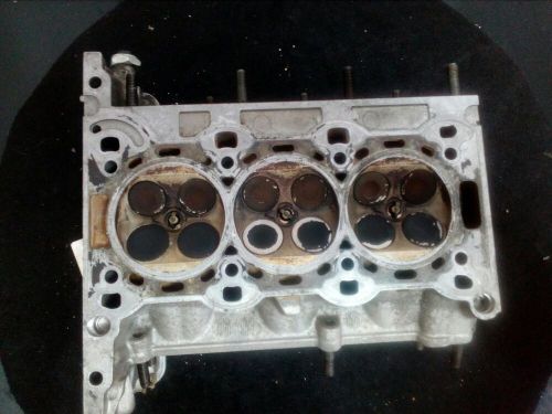 90529513 - f3208 cylinder head of the engine / 14972 for opel corsa b 1.0 12v cat x-