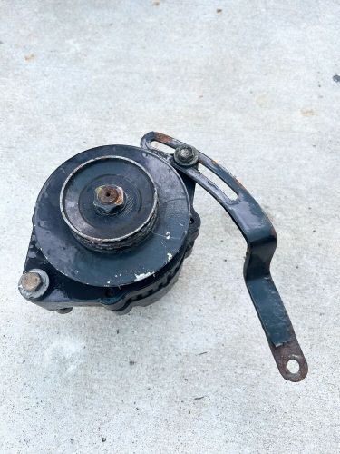 Mercruiser alternator &amp; bracket   7.4l, 8.2l, 454 oem 