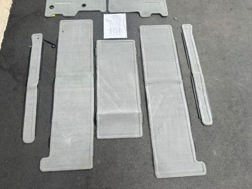 2013 toyota sienna floor mats - oem