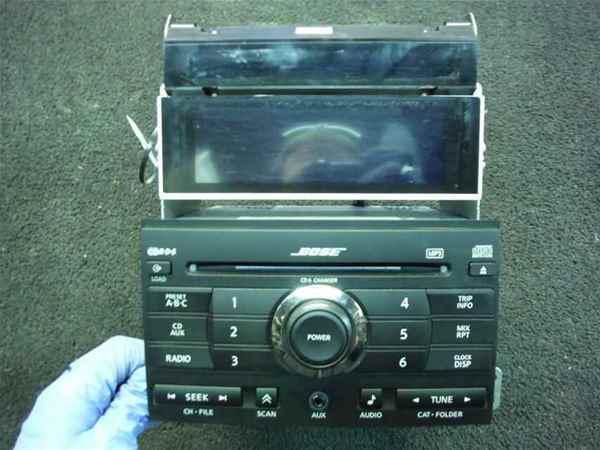 07 nissan maxima oem bose 6 disc cd player radio lkq