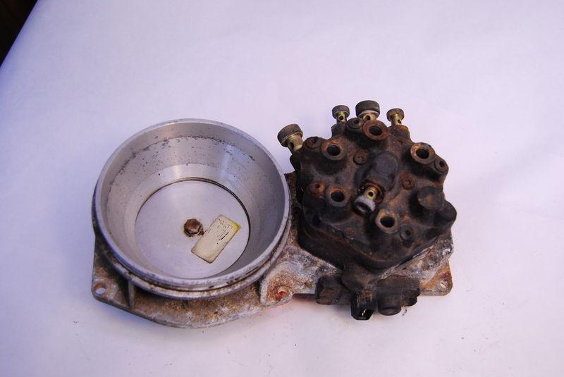 Audi 200 turbo 1990 k-jetronic fuel distributor 0438100153 / 0438121064