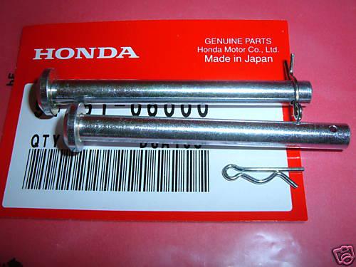 Honda  cb750 k0, k1, seat pins and clips (nos)  oem  1969-1976