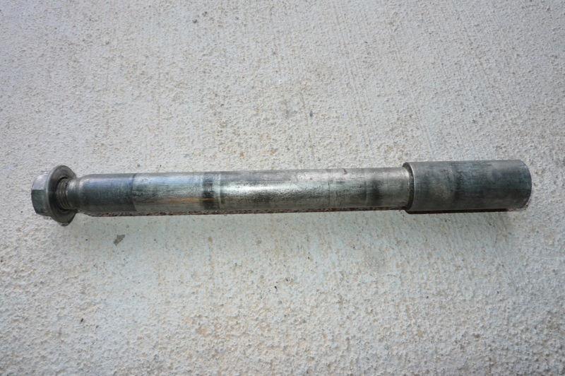 98 honda cr 250 500 125 cr250 front wheel axle bolt 95 96 97 98 99 00 01