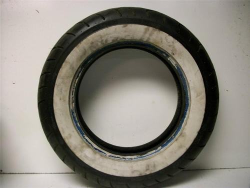 Metzeler me 880 rear tire 170/80-15 ut6