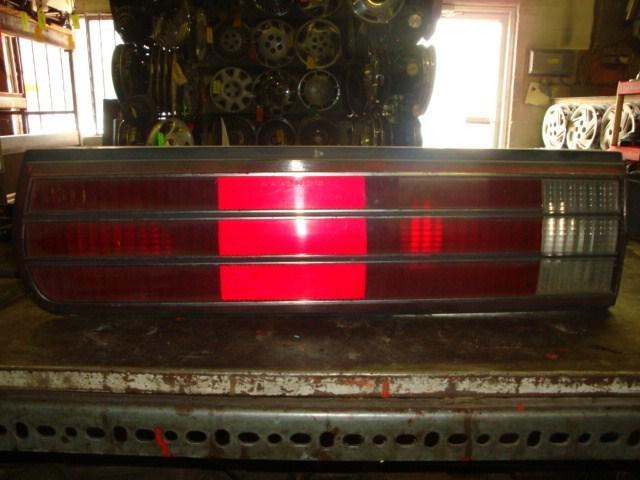 79 80 81 82 83 amc spirit l. tail light htbk 6674