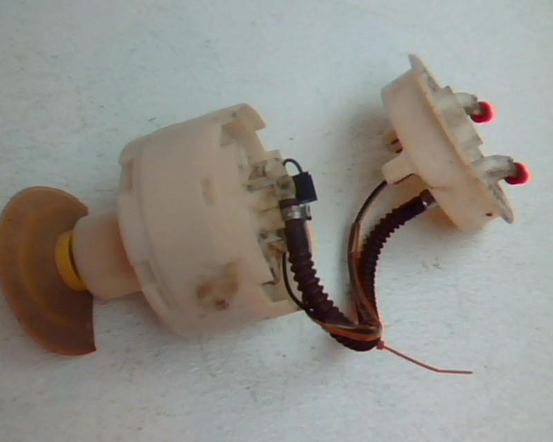 2002 volkswagen passat fuel pump 2624926