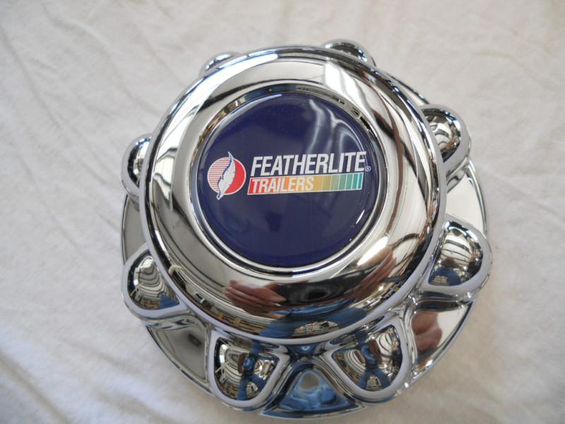 Featherlite 8 lug 6.5" w/ 7/8" lugnut trailer center cap chrome