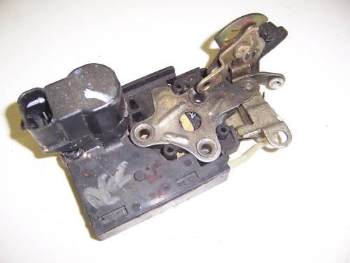 Power door latch rear rh used 1995 - 2005 blazer