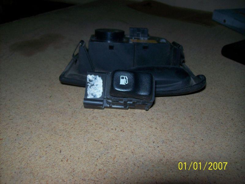 97-04 chevy corvette fuel door switch