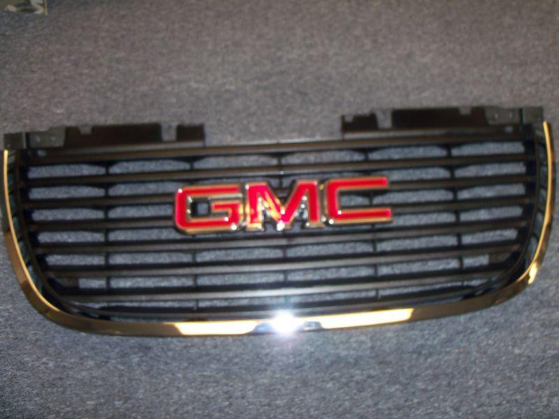 2007-2011 oem gmc yukon denali chrome grille 25891152