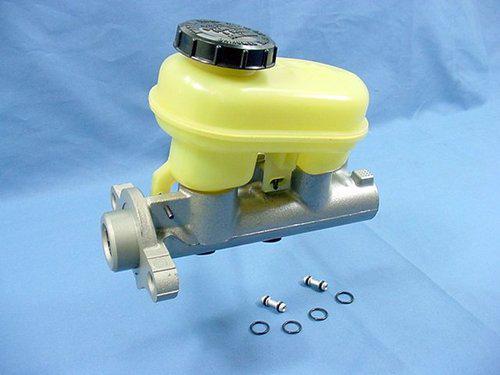 New bendix 13029 brake master cylinder 91-99 saturn sc1 sc2 sl sl1 sl2 sw1 sw2