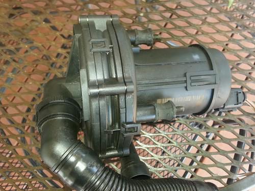 00 01 02 03 04 05 vw jetta air injection pump part # 078 906 601 d,1.8t,oem