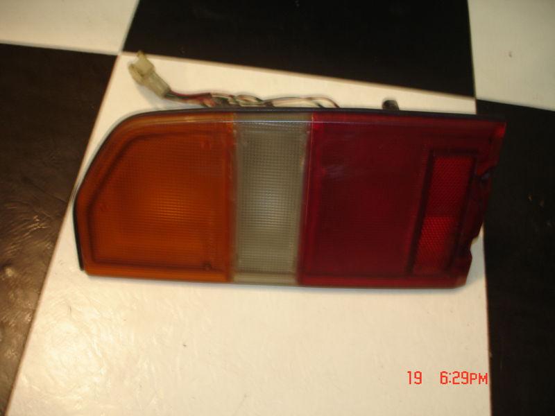 1988-1998 tracker sidekick rear passenger brake tail light oem