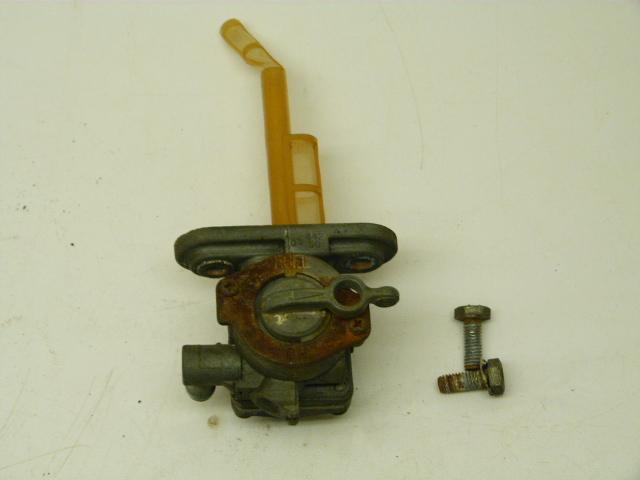 80 suzuki gs250 petcock fuel petro valve 