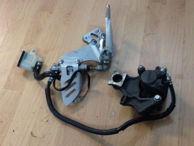 Suzuki gsxr600 rear brake system