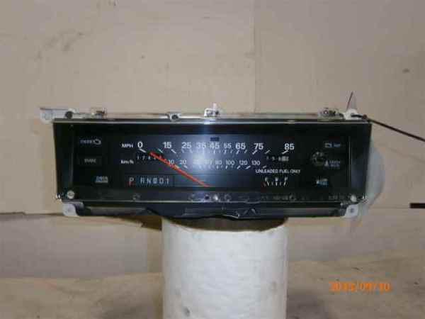 88 89 ford crown victoria speedometer cluster oem lkq