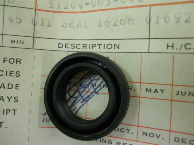 Honda nos pc50, 1970, oil seal 16x24x6, # 91204-063-003 ( 91211-pe9-003 )   a1