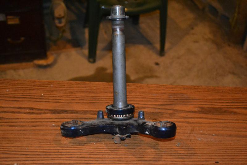 1982 suzuki gs450l steering stem triple clamp