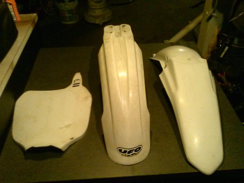 Yz 125 ufo and stock plastics