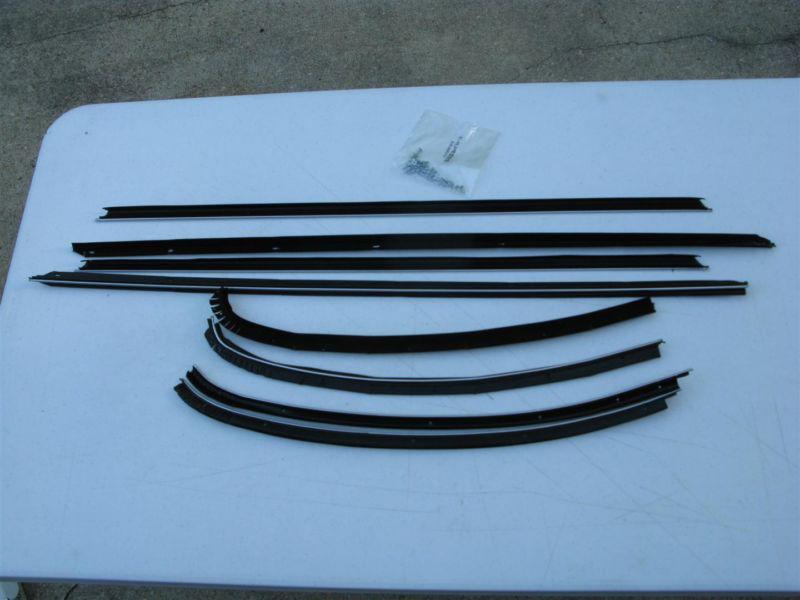 Oldsmobile cutlass s side-glass seal weatherstrip pui kit 1970-1972 2-door coupe