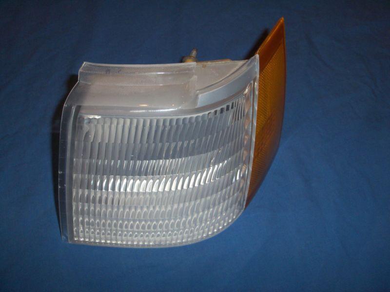 86-88 sable driver side left parking light corner marker lamp turn signal oem