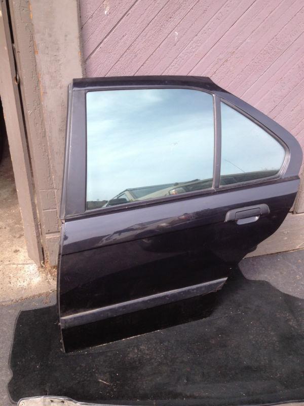 E36 bmw sedan 1993-1998 complete left rear door