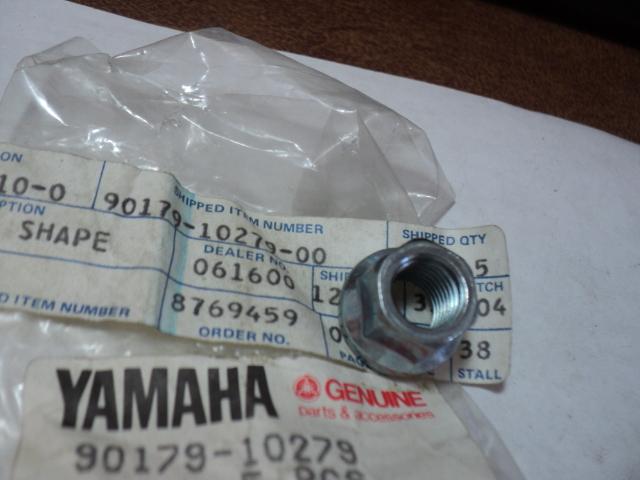 1980-2010 yamaha tt xv yt xt sr cw  head bolt nut special shape oem  90179-10279