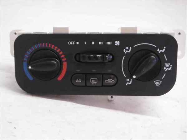 01 02 saturn l oem climate a/c heater control unit lkq