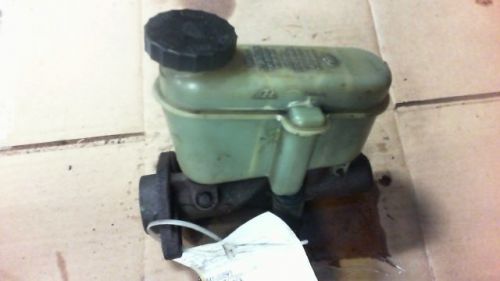 91 92 93 94 95 bonneville brake master cyl 30295