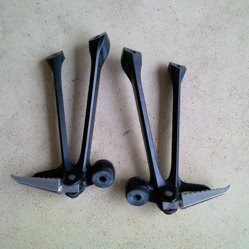 09 10 11 12 13 14 suzuki gsxr 1000 right left passanger pegs