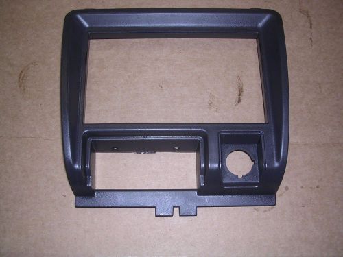 Radio trim bezel subaru legacy outback 1997 1998 1999